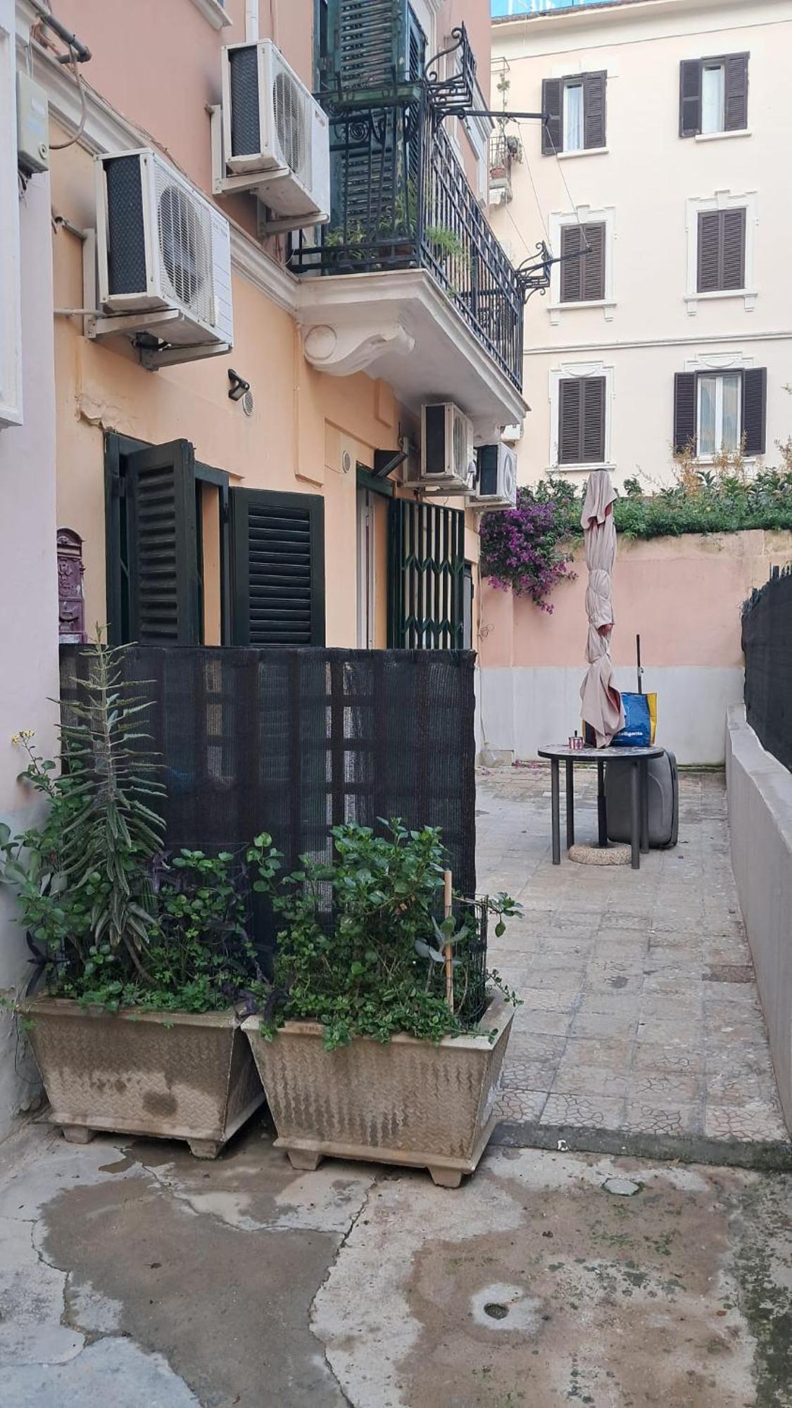 Dimoramadonnella Apartamento Bari Exterior foto